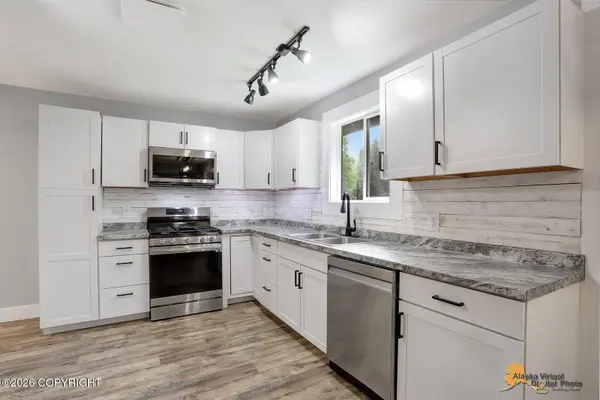 1100 N Retreat AVE, Palmer, AK 99645