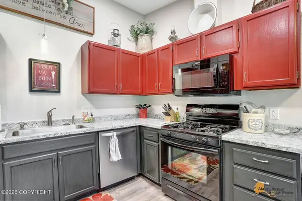 5172 S Outrigger DR, Wasilla, AK 99654