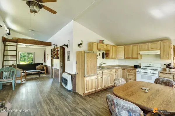 4420 N Three Bees RD, Wasilla, AK 99623
