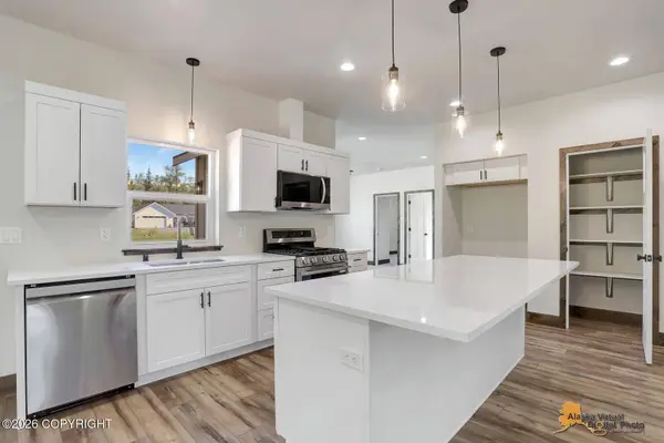 12455 E Soapstone RD, Palmer, AK 99645
