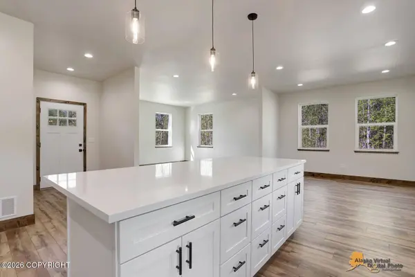 12455 E Soapstone RD, Palmer, AK 99645