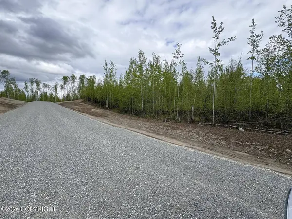 3170 S Lions CIR, Big Lake, AK 99623