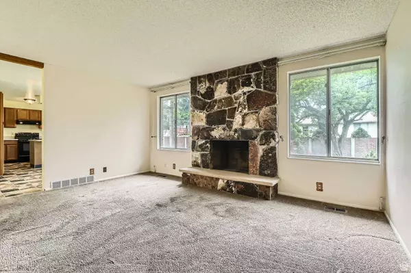 4758 S MOCHA DR W, Taylorsville, UT 84129