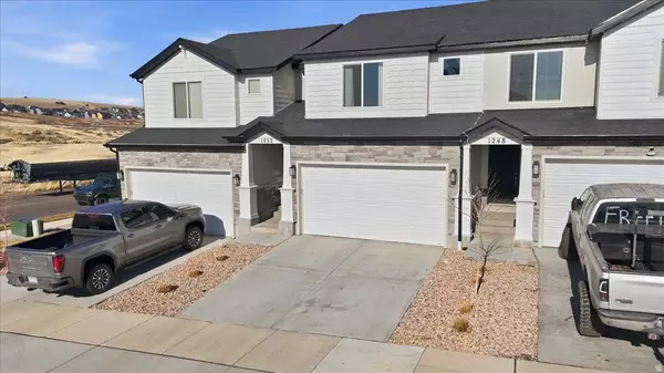 1252 W HIDDEN SPRING DR, Santaquin, UT 84655