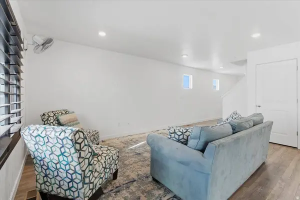 1034 E JACK DR, Saratoga Springs, UT 84045