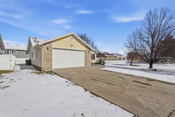 2138 W CRAIG LN S, Syracuse, UT 84075