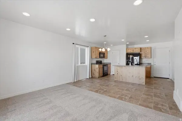 1218 N MOONLIGHT DR, Elk Ridge, UT 84651