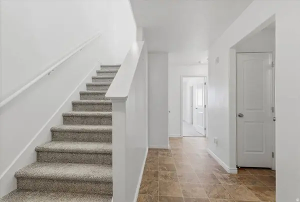 1218 N MOONLIGHT DR, Elk Ridge, UT 84651