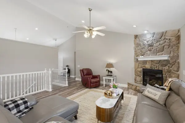9317 N SUNSET DR, Thatcher, UT 84337