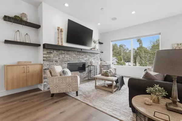 653 E VANDALAY LN, Draper, UT 84020