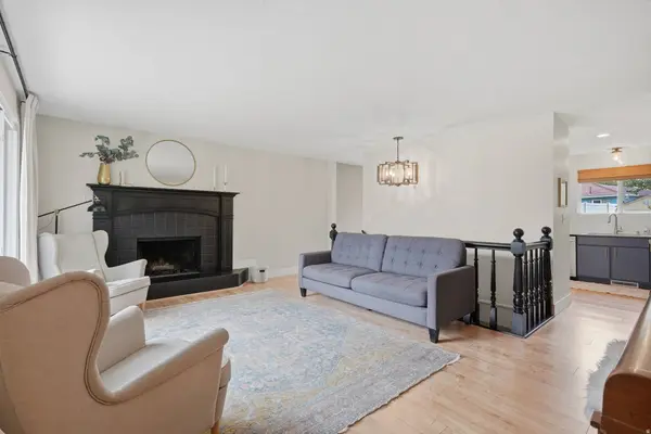 11047 S LAMASA CIR E, Sandy, UT 84092