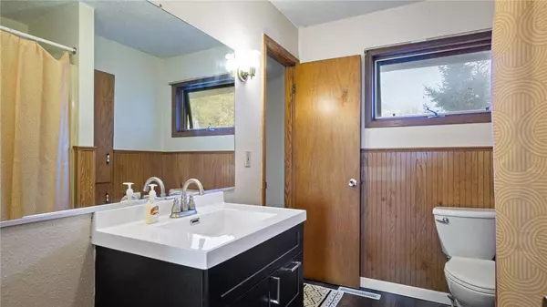 228 W Dell ST, New Auburn, WI 54757
