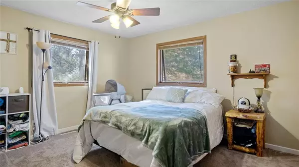 228 W Dell ST, New Auburn, WI 54757