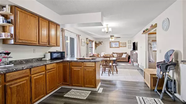 228 W Dell ST, New Auburn, WI 54757