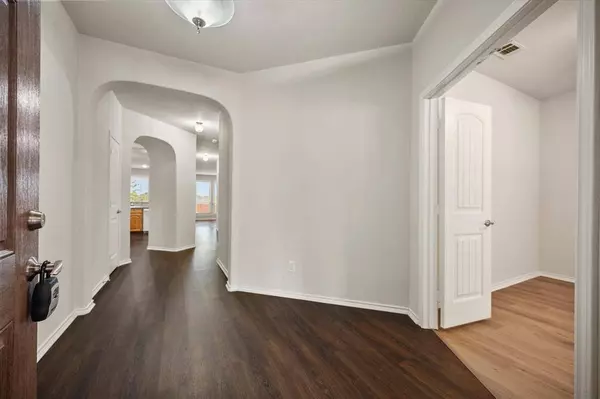 1449 Elkford Lane, Fort Worth, TX 76247