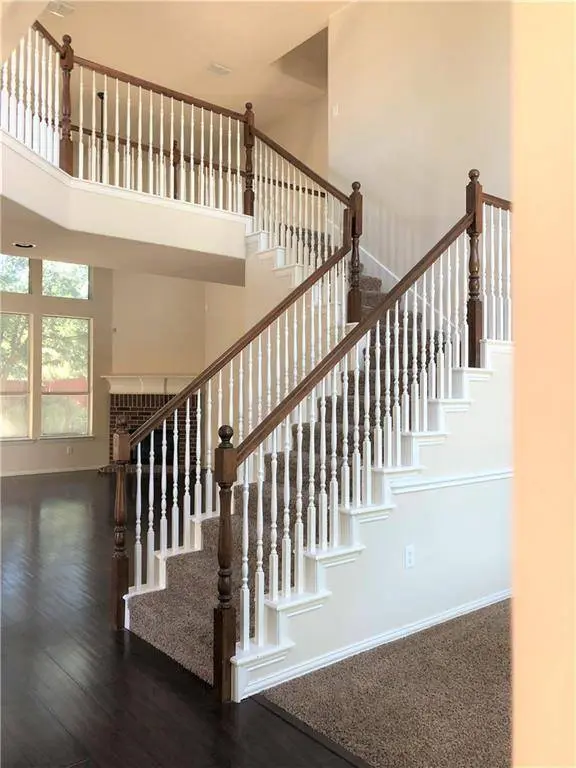 3821 Sandlin Street, Grapevine, TX 76092