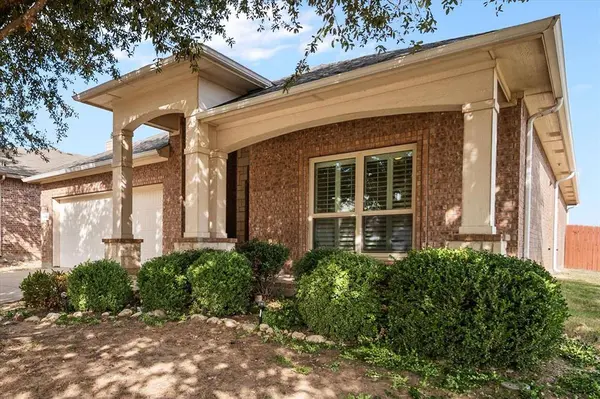 1449 Elkford Lane, Fort Worth, TX 76247