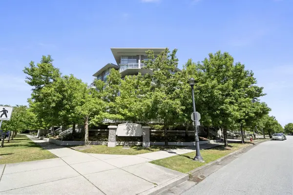 9371 Hemlock DR #327, Richmond, BC V6Y 4K6