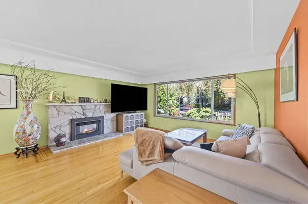 1020 E 53rd AVE, Vancouver, BC V5X 1J6
