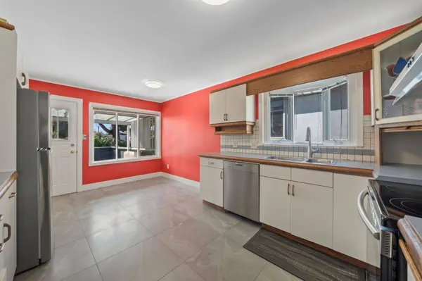 1020 E 53rd AVE, Vancouver, BC V5X 1J6