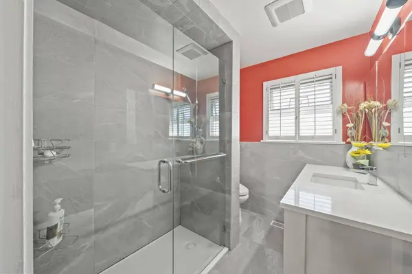 1020 E 53rd AVE, Vancouver, BC V5X 1J6