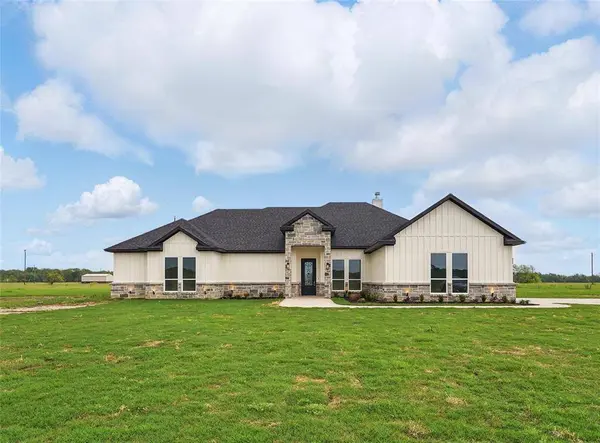 110 SE Private Rd 3178, Corsicana, TX 75109