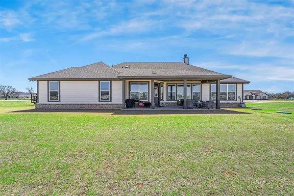 185 Chester Road, Springtown, TX 76082