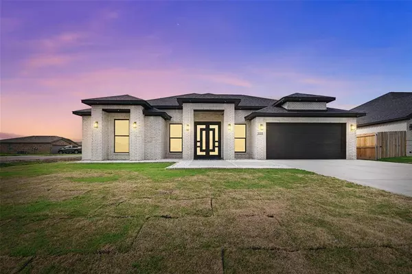 2222 Samuel Street, Mabank, TX 75147