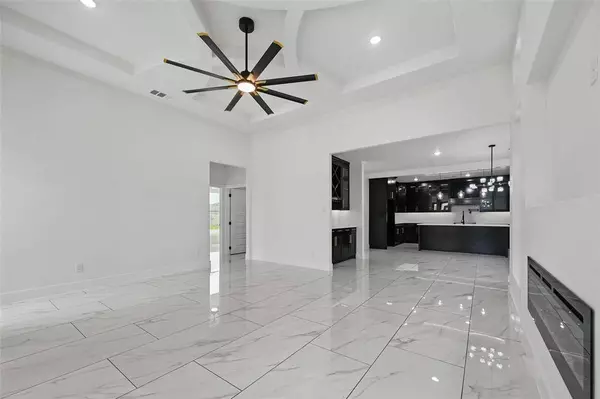 2222 Samuel Street, Mabank, TX 75147