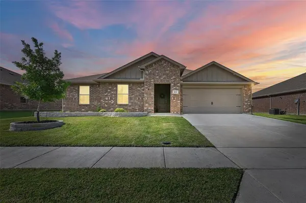 312 Duke Court, Fate, TX 75189