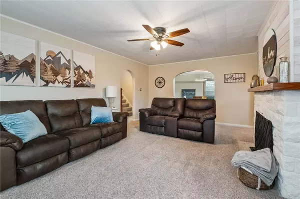 224 Meridian Rd, City Of But Sw, PA 16001