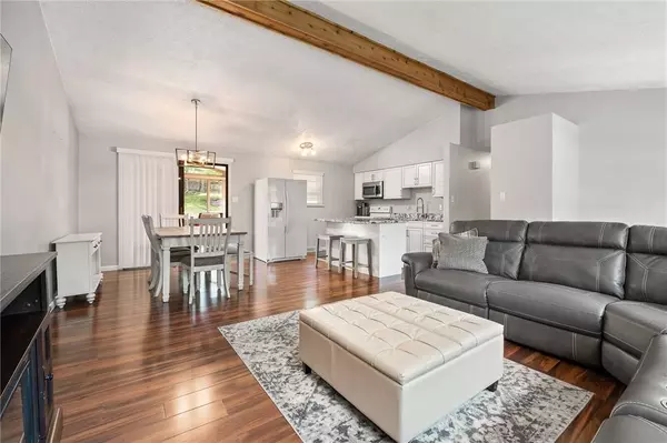 833 Glendale Ct, Cranberry Twp, PA 16066