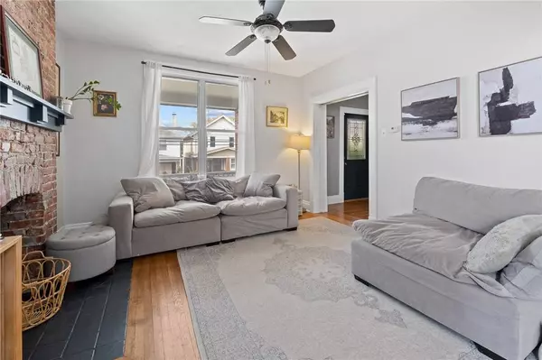 925 Fordham Ave, Brookline, PA 15226