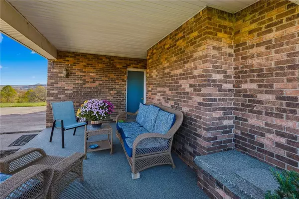 127 E Buffalo Church Rd, Buffalo Twp, PA 15301