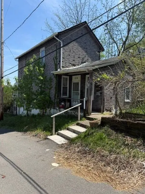Sheraden, PA 15204