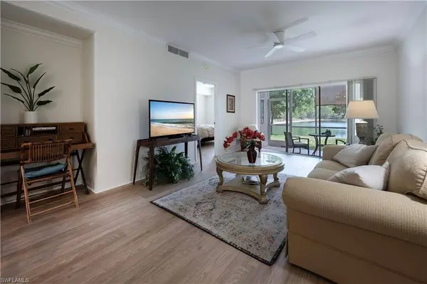 431 Valerie WAY #103, Naples, FL 34104