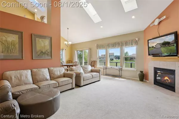 2318 Crossings Circle, Davison, MI 48423