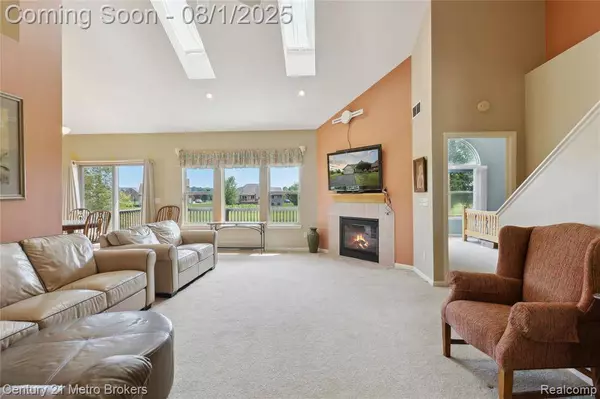 2318 Crossings Circle, Davison, MI 48423