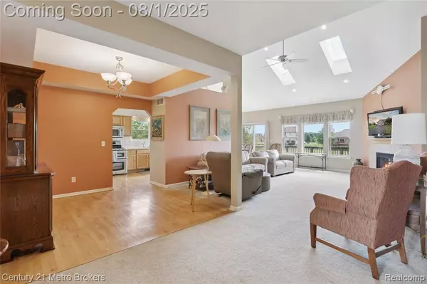 2318 Crossings Circle, Davison, MI 48423