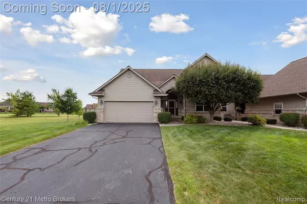 2318 Crossings Circle, Davison, MI 48423