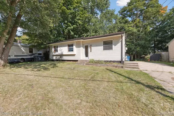 4213 Cabot Street, Portage, MI 49002