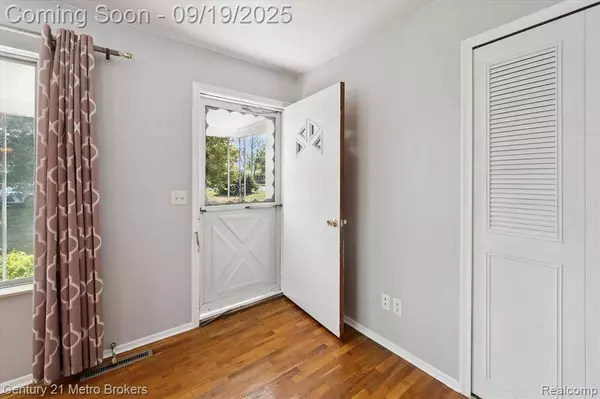 4460 Torrey Road, Flint, MI 48507