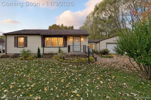 4466 S Center Road, Burton, MI 48519