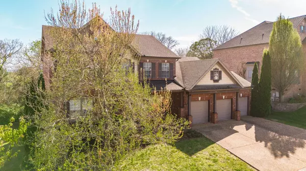 1210 Broadmoor Cir, Franklin, TN 37067