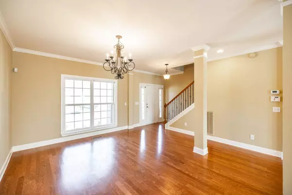 1210 Broadmoor Cir, Franklin, TN 37067