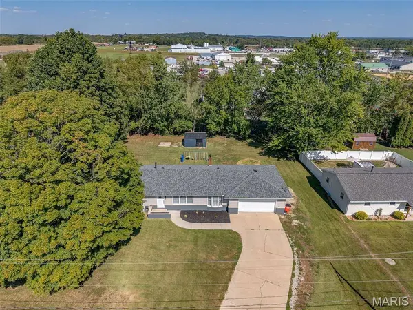 1925 W Fillmore ST, Vandalia, IL 62471