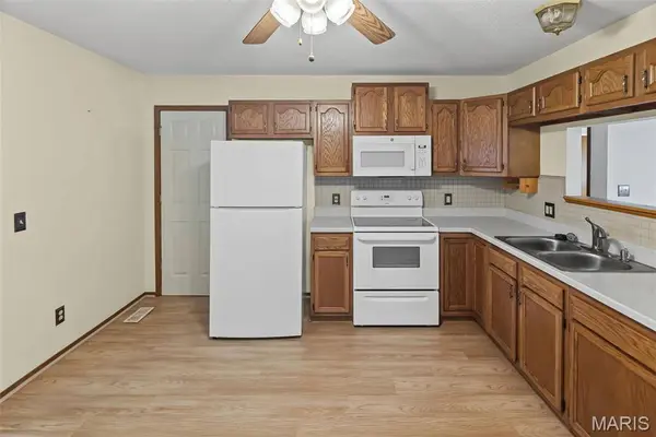 5 Brase CT, Marine, IL 62061