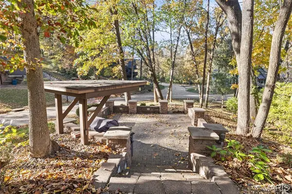 7 Keiths CT, Collinsville, IL 62234