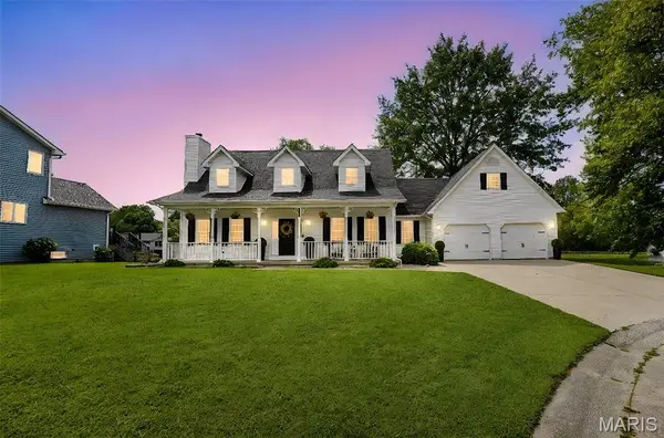 270 Canterbury LN