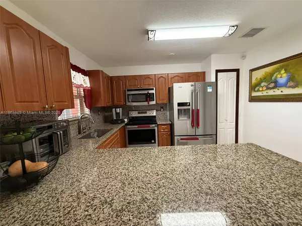 13256 SW 276th Ln, Homestead, FL 33032